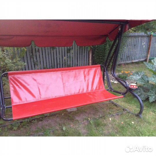 Пошив Тентов, подушек, чехлов для садовых качелей