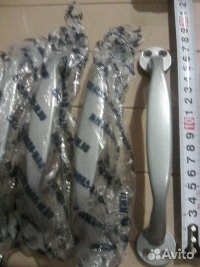 Шпингалеты