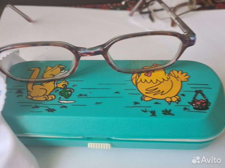 Вышлю Италия оптика детские очки б.у