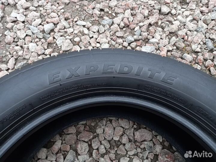 Aptany RU101 235/60 R18