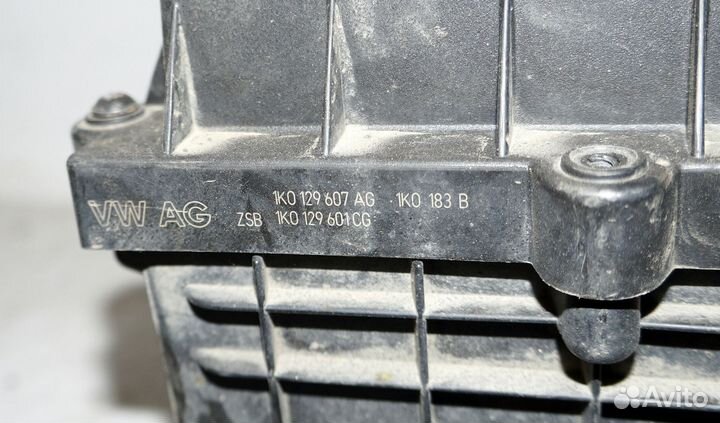 Корпус воздушного фильтра Шкода Октавия А5