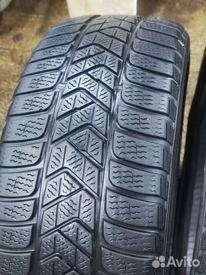 Pirelli Winter Sottozero 3 225/40 R18 92V
