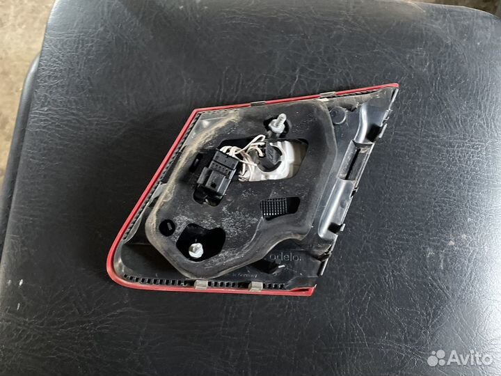 Задний фонарь в крышку Мерседес С207 купе левый