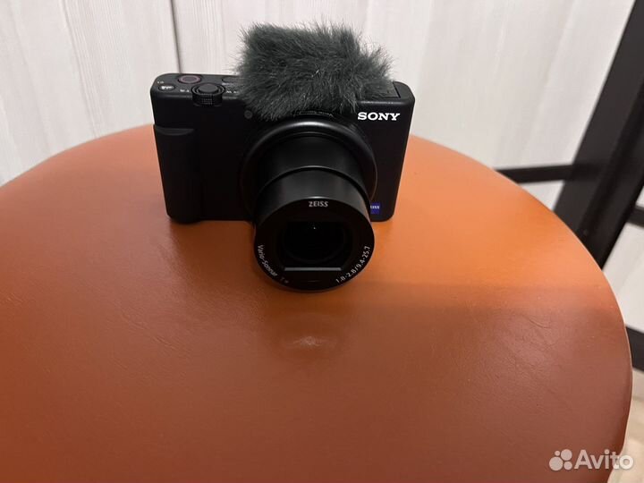 Фотоаппарат Sony ZV-1