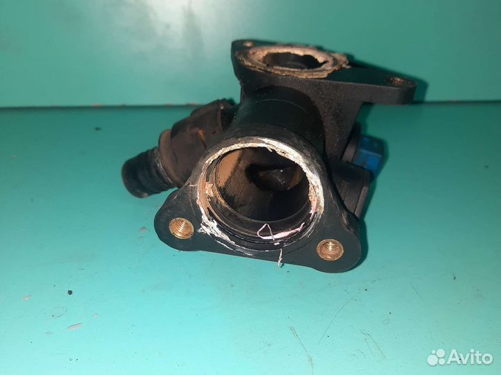 Корпус термостата volkswagen passat b5 1.8