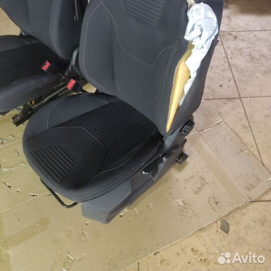 Обшивка багажника Ford focus 3 универсал