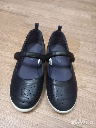 Обувь на девочку 30-32 р