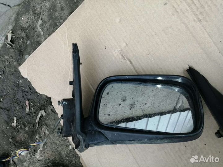 Зеркала на Ниссан Альмера