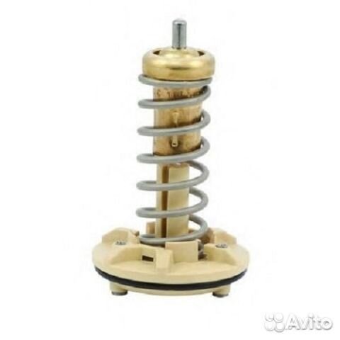 Термостат на Skoda Rapid