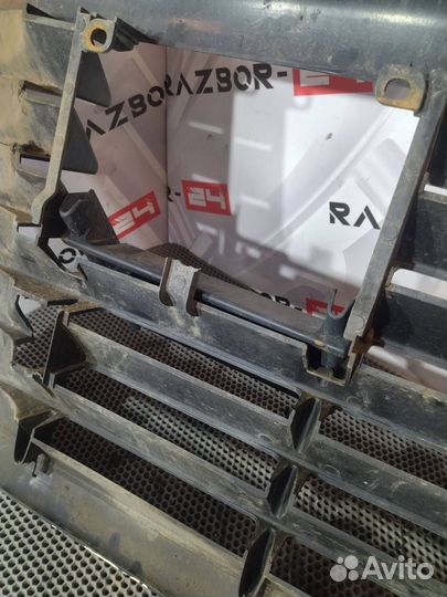 Решетка радиатора DAF XF 95 2005