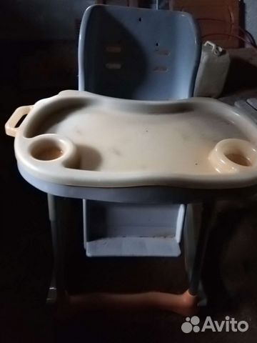 Детский стульчик для кормления