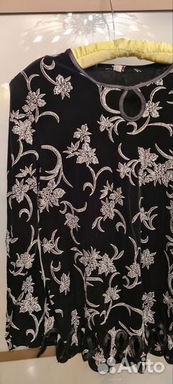 Блузка нов. Р. 58-60 серебряные цветы