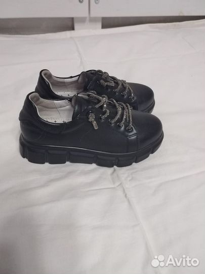 Полуботинки