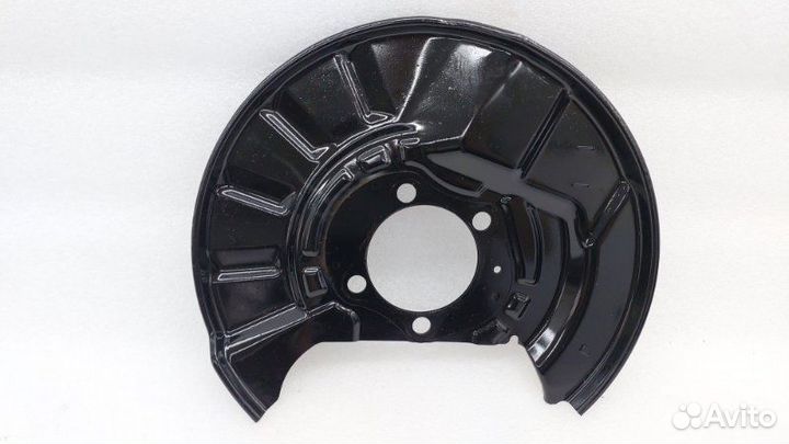 Пыльник тормозного диска задний левый Toyota Rav4