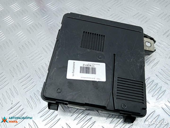 Блок предохранителей Renault Megane рест. 2002