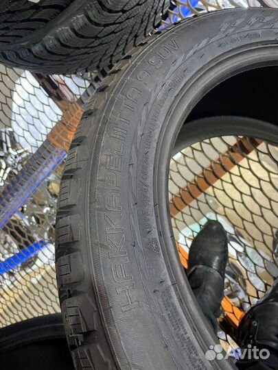 Nokian Tyres Hakkapeliitta 9 SUV 275/45 R21 110T