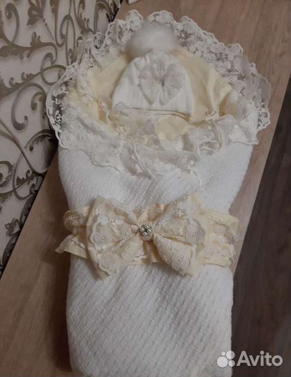 Комплект на выписку для девочки