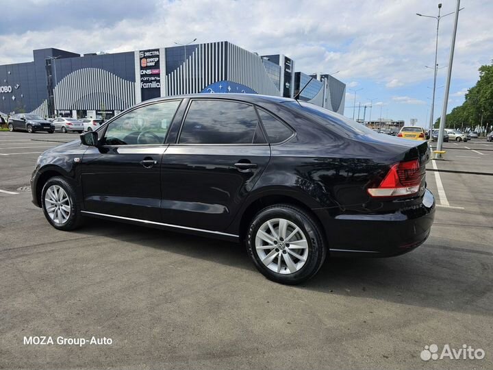 Volkswagen Polo 1.6 AT, 2015, 128 600 км