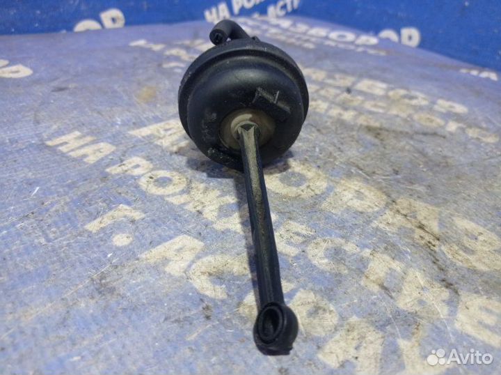 Клапан выпускной Mercedes-Benz W211 седан M272DE35