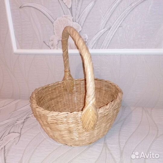 Корзина плетеная