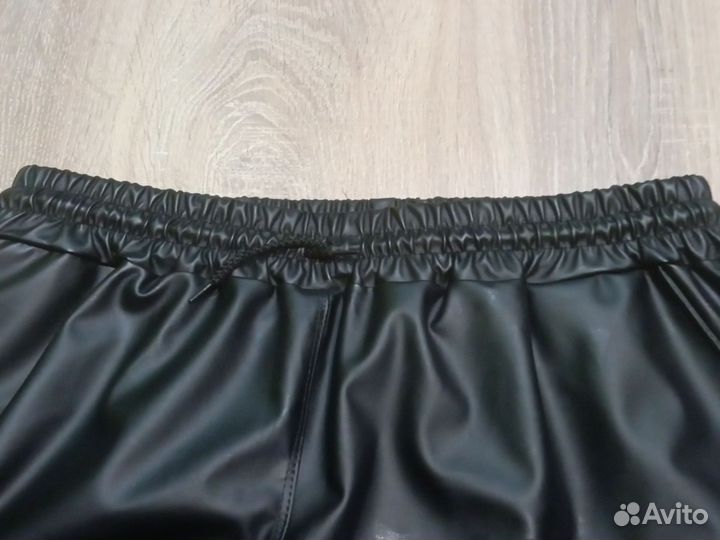 Кожаные штаны 58 размер не ношенные без бирки
