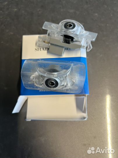 Подсветка дверей с логотипом тойота камри