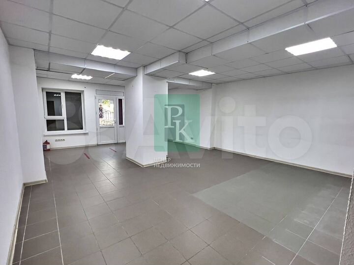 Помещение на 1 этаже на Маринеско