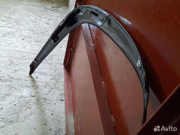 Дефлектор - ветровик на RAV- 4