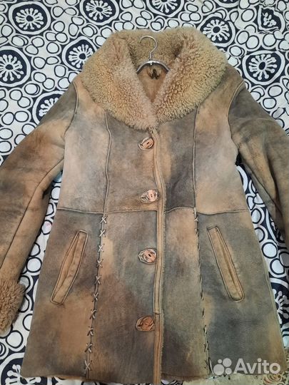 Дубленка короткая в хорошем состоянии