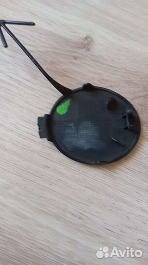 Заглушка буксировочного крюка tiguan 1 рестайлинг