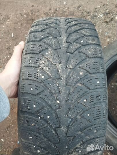 Nokian Tyres Hakkapeliitta 4 205/55 R16 19H