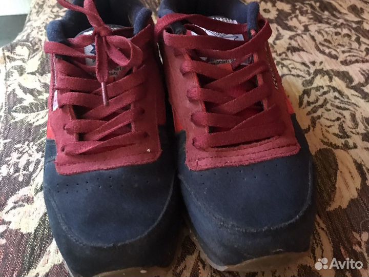 Новые кроссовки Reebok