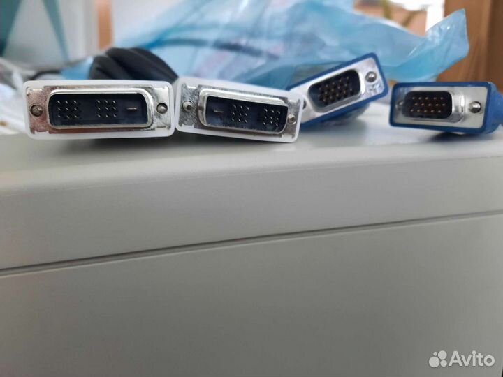 Кабель для монитора