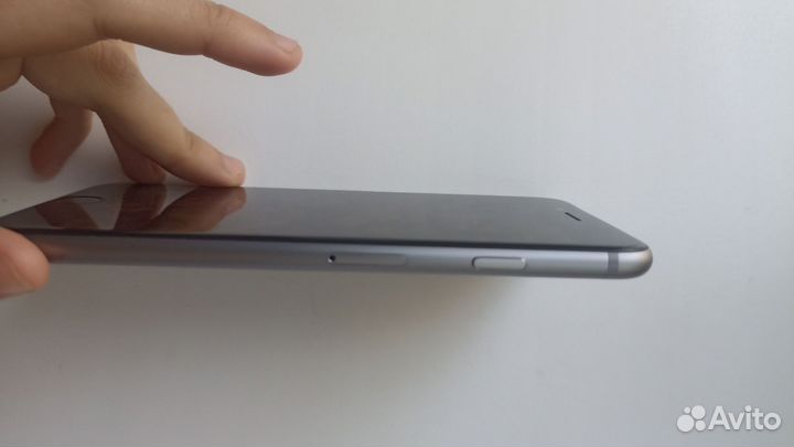 iPhone 6S, 64 ГБ