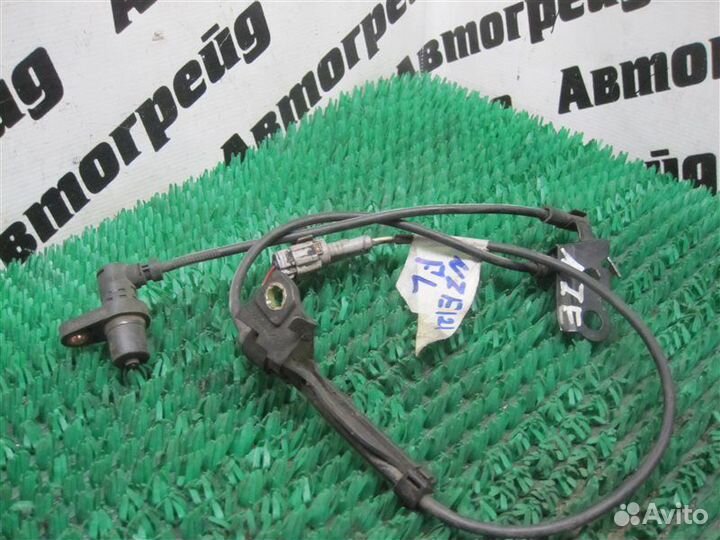 Датчик ABS передний левый Toyota Corolla NZE121