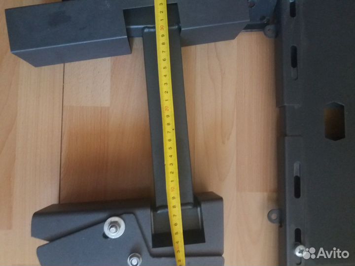 Кронштейн поворотно-наклонный,под тв