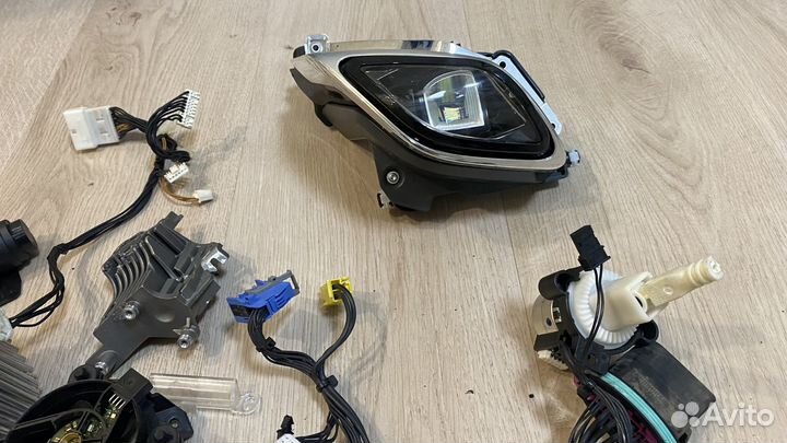 Жгут провода под фару от Mercedes W212