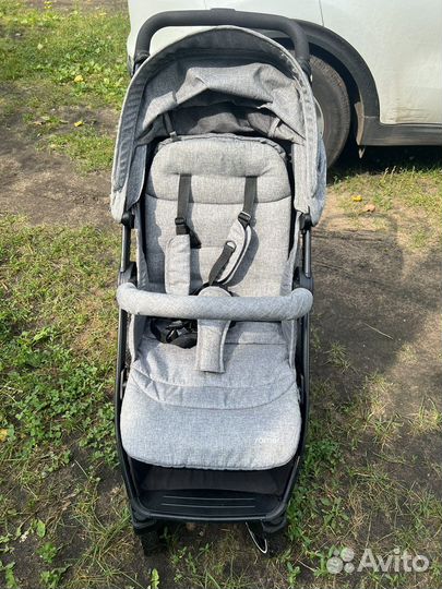 Коляска прогулочная Britax romer