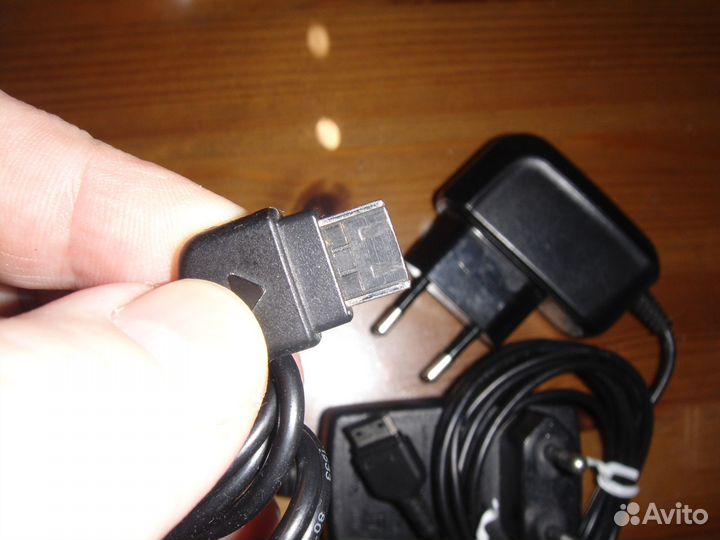 Зарядка LG Samsung Nokia Sony Ericsson Motorola