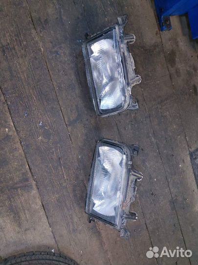 Фара передняя левая правая Volkswagen Passat B3