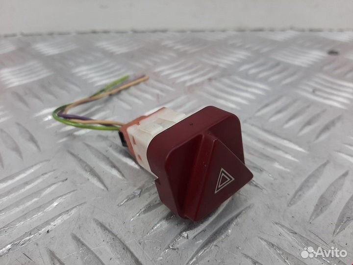 Кнопка аварийной сигнализации Citroen C5 рест