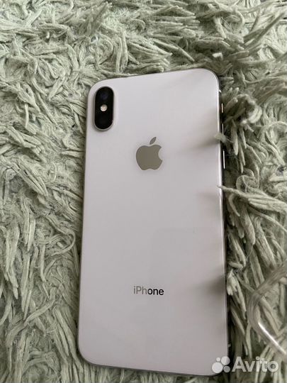 iPhone X, 64 ГБ