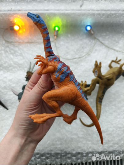 Динозавры jurassic world