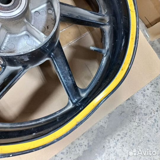 Заднее колесо Honda CBR900RR 95-99г