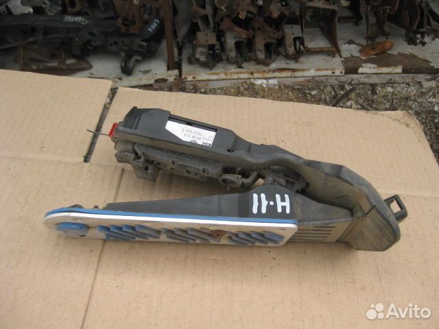 Педаль газа Volkswagen Passat CC (2008–2012)