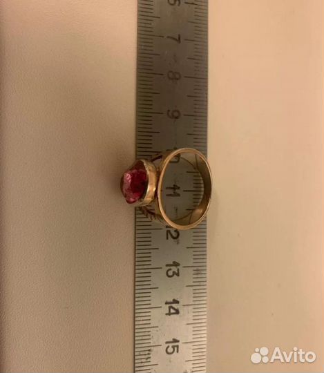 Серебряное кольцо с гранатом