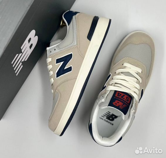 Кроссовки женские New Balance