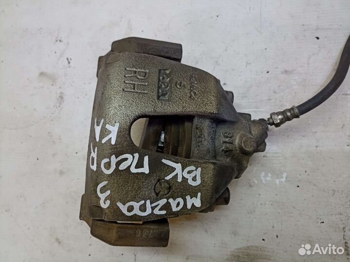 Mazda 3 bk суппорт передний правый