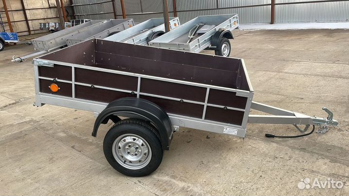 Прицеп на легковой автомобиль