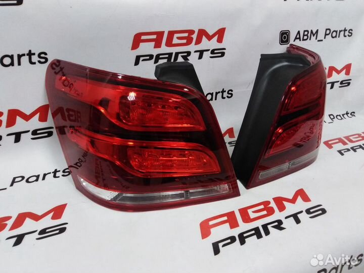 Комплект задних фонарей Mercedes GLK x204 рестайл